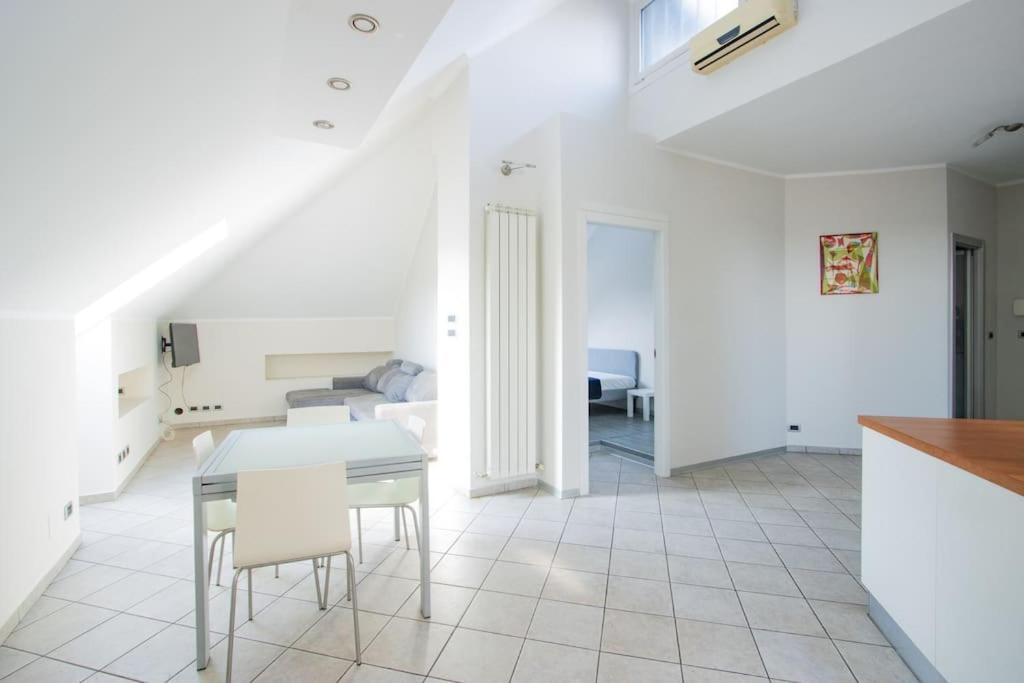 Loft Eugenio - *Large And Bright Apartment* Torino Esterno foto